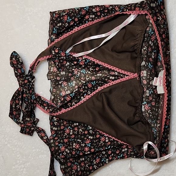 Candie's Y2K  Baby  Doll Floral Halter Top - Black and Pink Sz Meduim - Picture 16 of 16